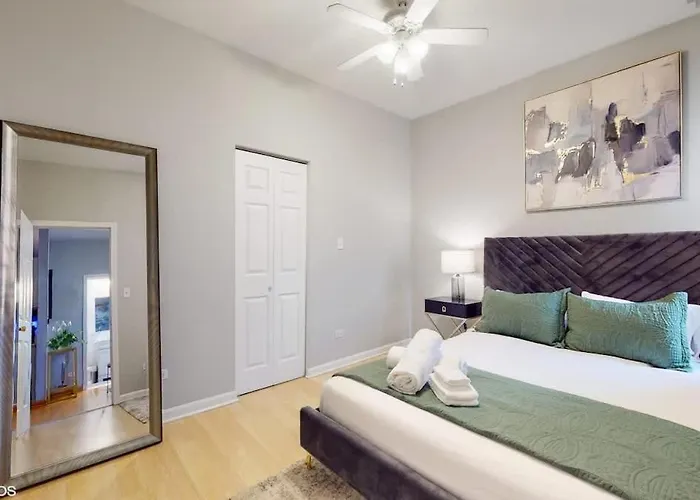 Modern Escape Near Il Medical District Апартаменты Чикаго